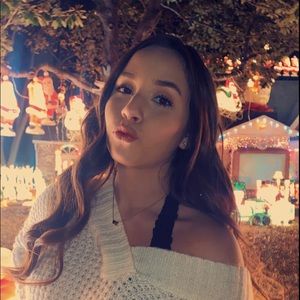 Meet your Posher, Megan